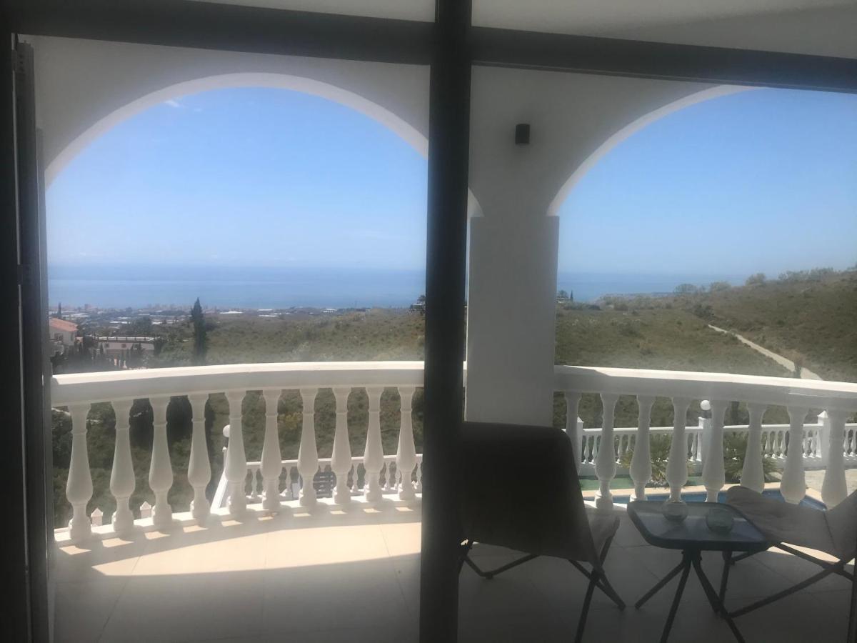Villa Pura Vida Andalusien Algarrobo Exterior photo