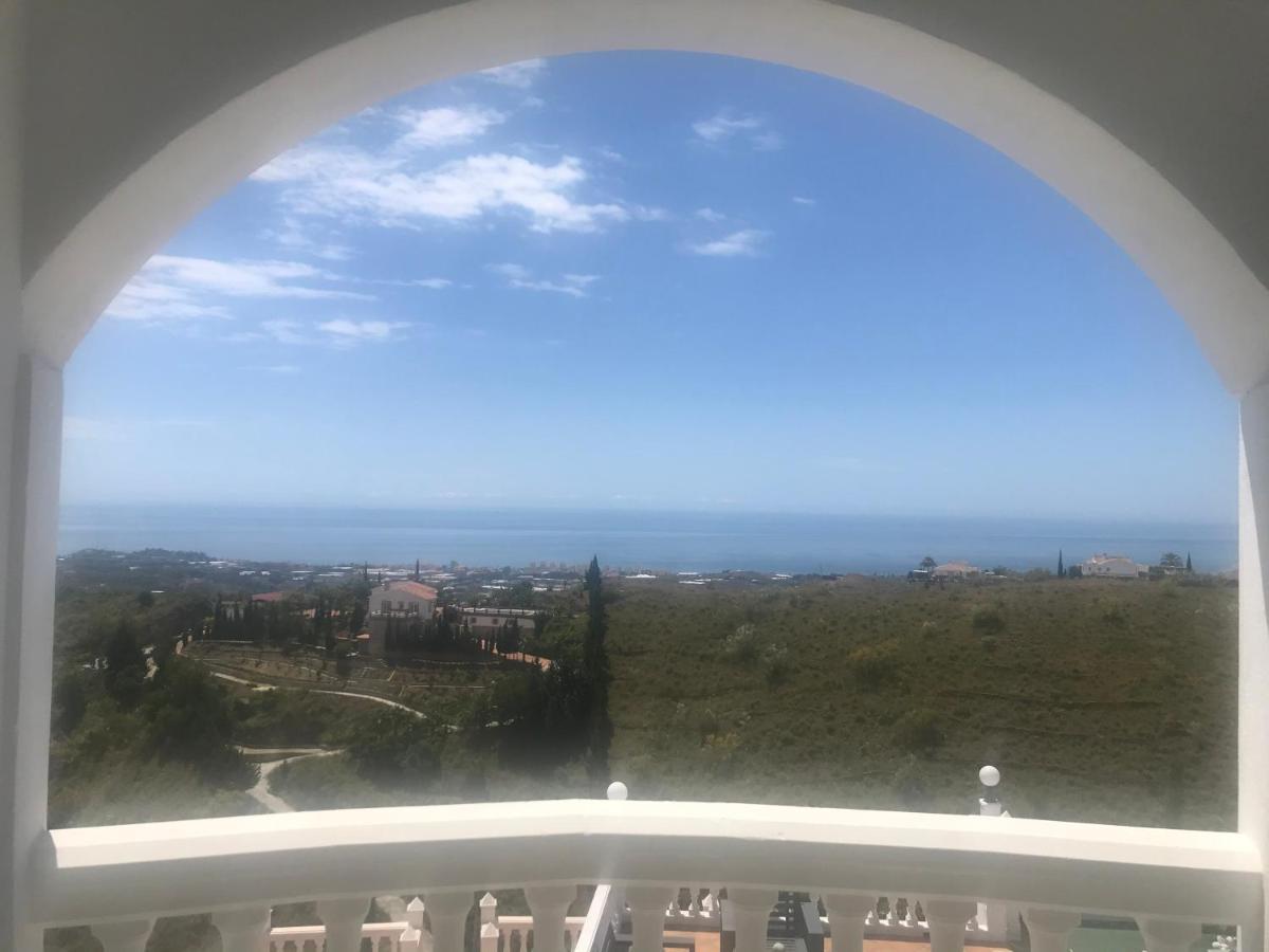 Villa Pura Vida Andalusien Algarrobo Exterior photo