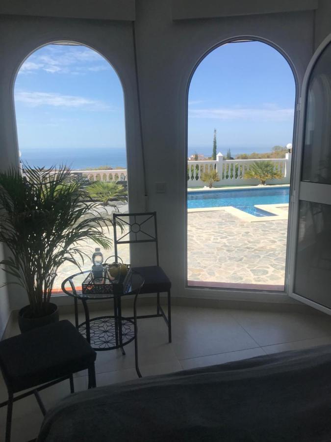 Villa Pura Vida Andalusien Algarrobo Exterior photo